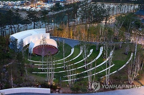 강릉 씨마크호텔 야외공연장
