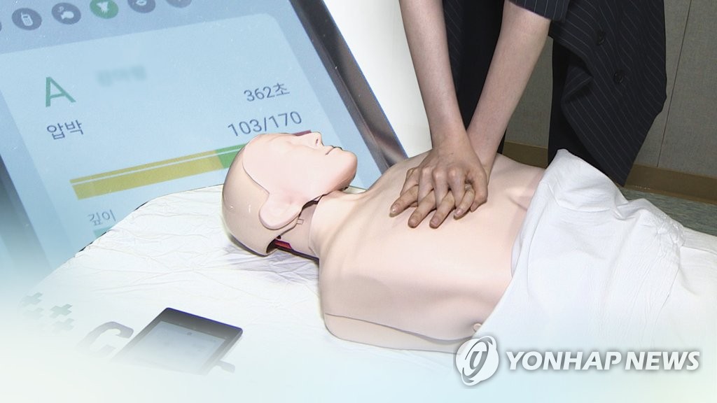 가족을 살리는 마음으로…심폐소생술 배우기 열풍(CG)
