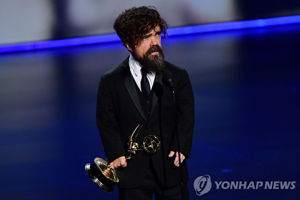 TOPSHOT-US-ENTERTAINMENT-TELEVISION-EMMYS-SHOW