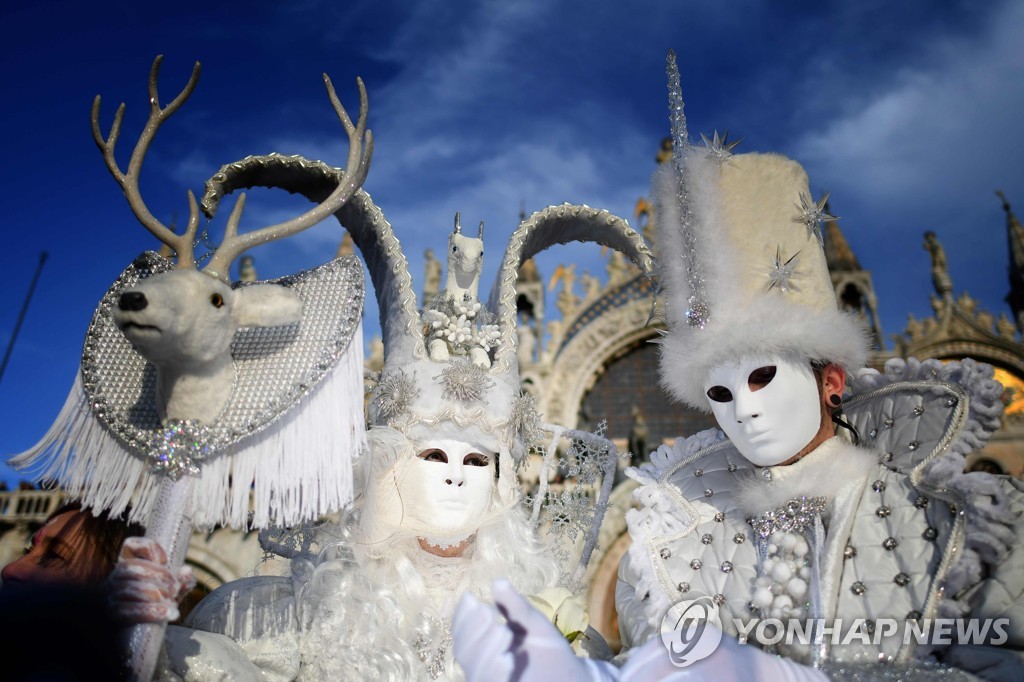 ITALY-VENICE-CARNIVAL