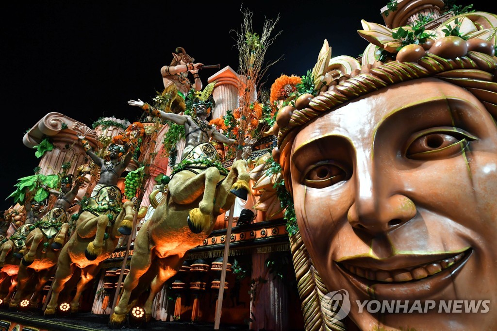 BRAZIL-CARNIVAL-SAO PAULO-PARADE