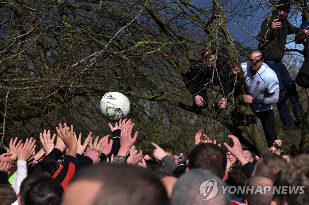 BRITAIN-LIFESTYLE-CULTURE-SPORT-SHROVETIDE