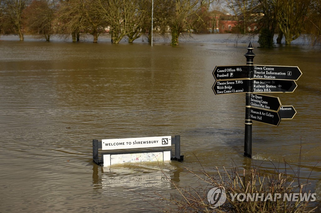 BRITAIN-WEATHER-FLOODING
