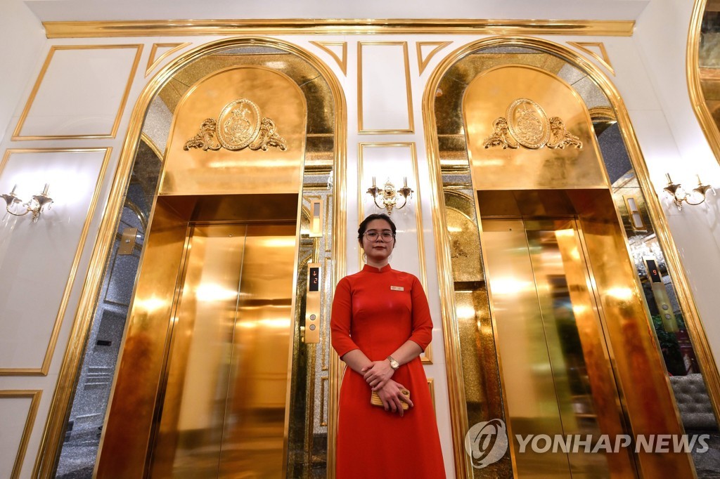 VIETNAM-ECONOMY-LUXURY-GOLD-HOTEL