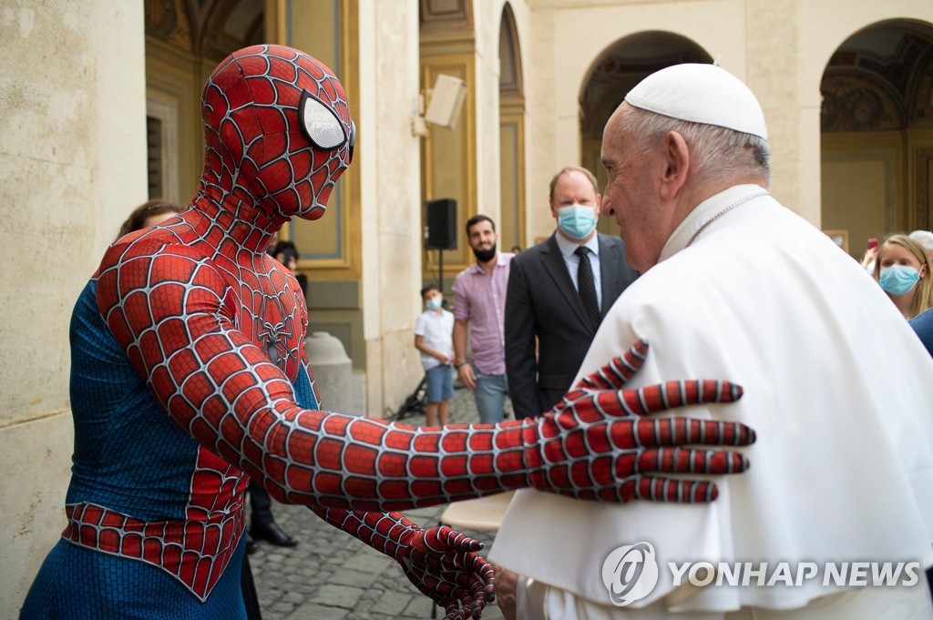 VATICAN-RELIGION-POPE-AUDIENCE