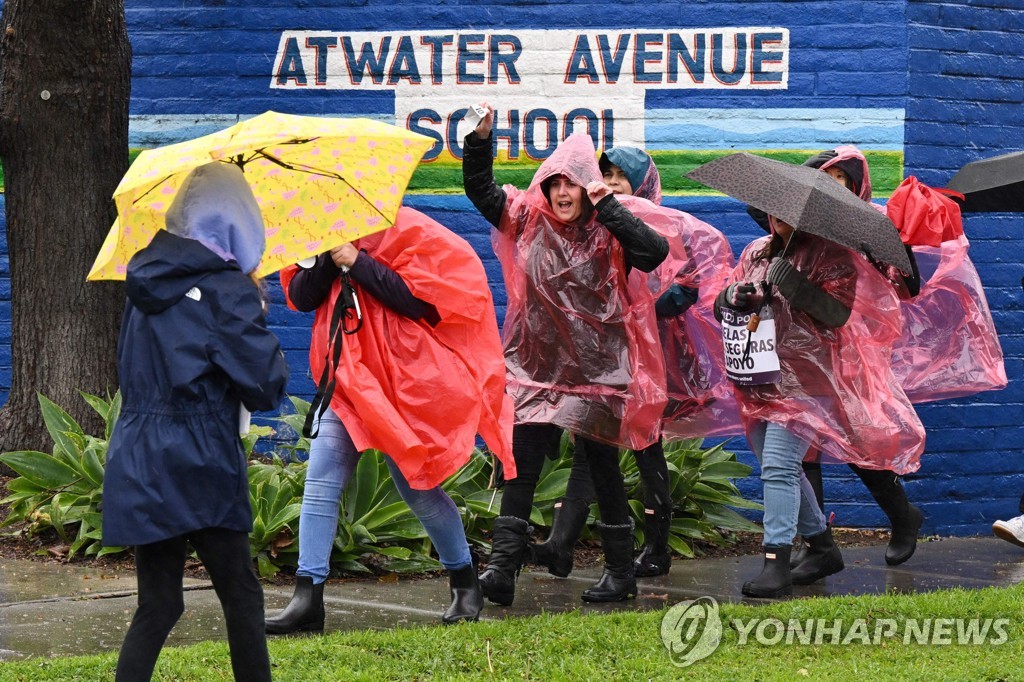 US-EDUCATION-STRIKE