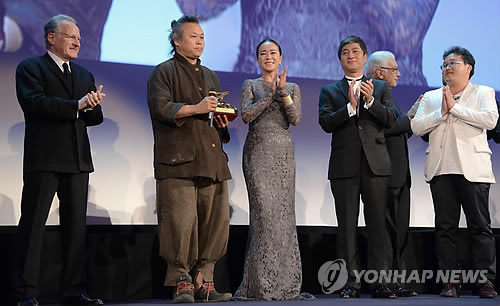 제69회 베니스국제영화제 황금사자상 받은 김기덕감독
