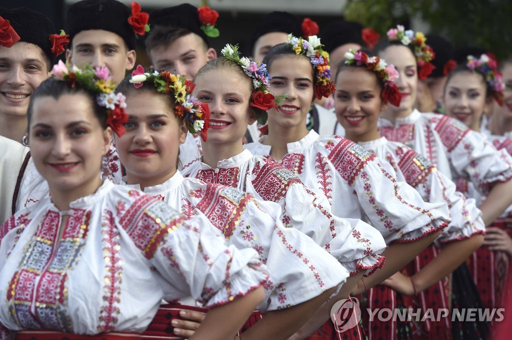 HUNGARY FOLK FESTIVAL