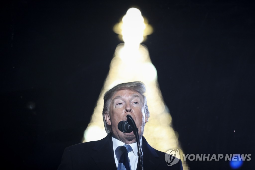 USA NATIONAL CHRISTMAS TREE LIGHTING