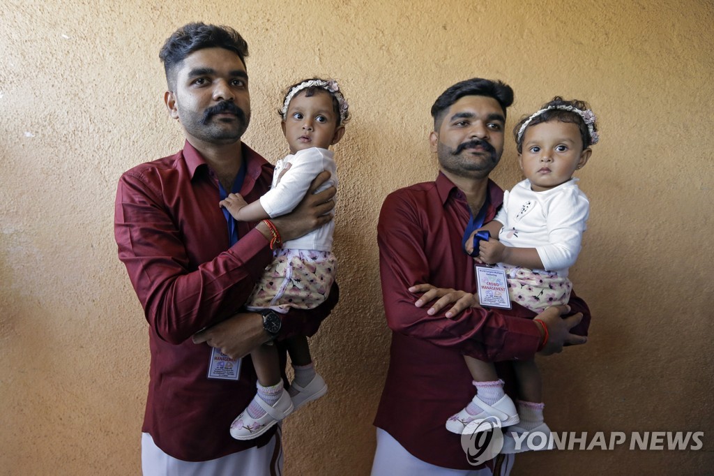 SRI LANKA TWINS WORLD RECORD ATTEMPT