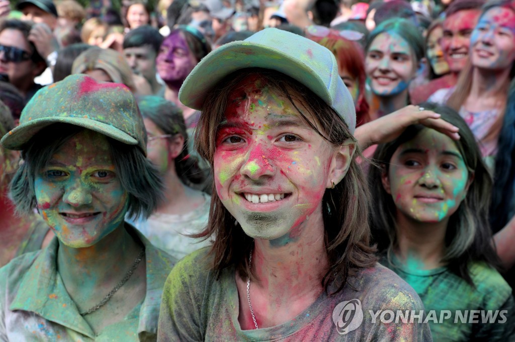 KYRGYZSTAN FESTIVAL OF COLORS
