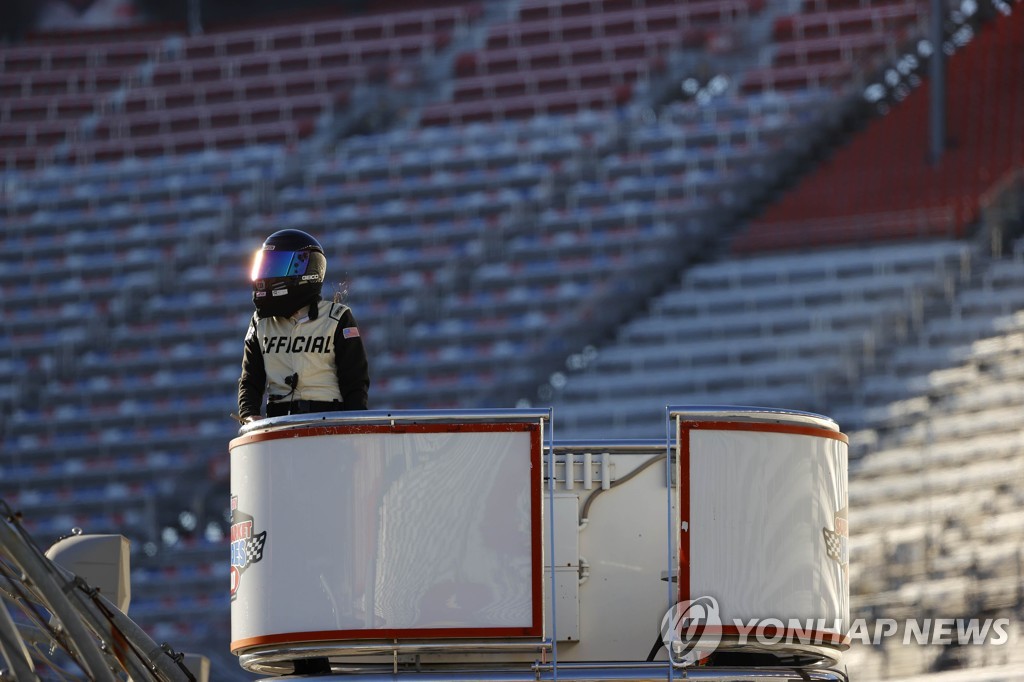 MOT-NAS-SPO-NASCAR-CUP-SERIES-FOOD-CITY-PRESENTS-THE-SUPERMARKET