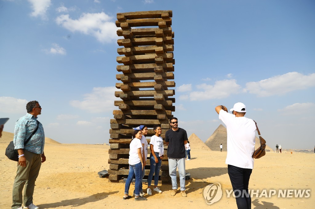 EGYPT-GIZA PYRAMIDS-INTERNATIONAL ART EXHIBITION