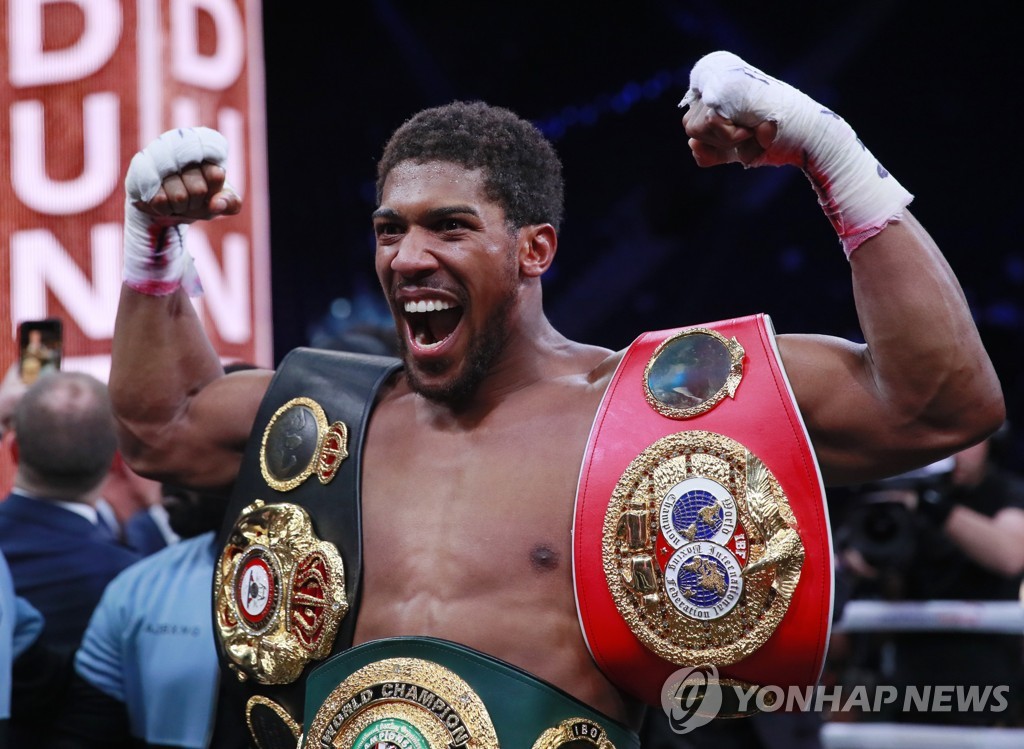 BOXING-HEAVYWEIGHT-RUIZ-JOSHUA/