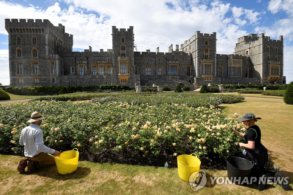 HEALTH-CORONAVIRUS/BRITAIN-WINDSOR CASTLE