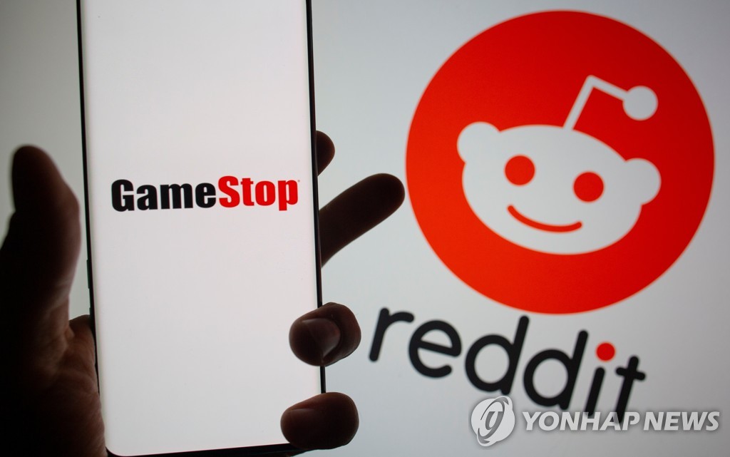 게임스톱 로고와 레딧 로고