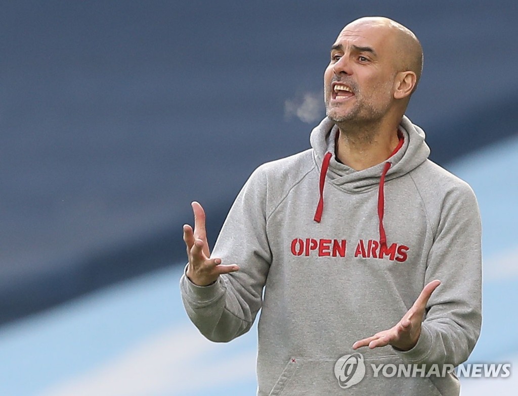 EPL 역대 최단기간 200승째를 달성한 페프 과르디올라 감독.