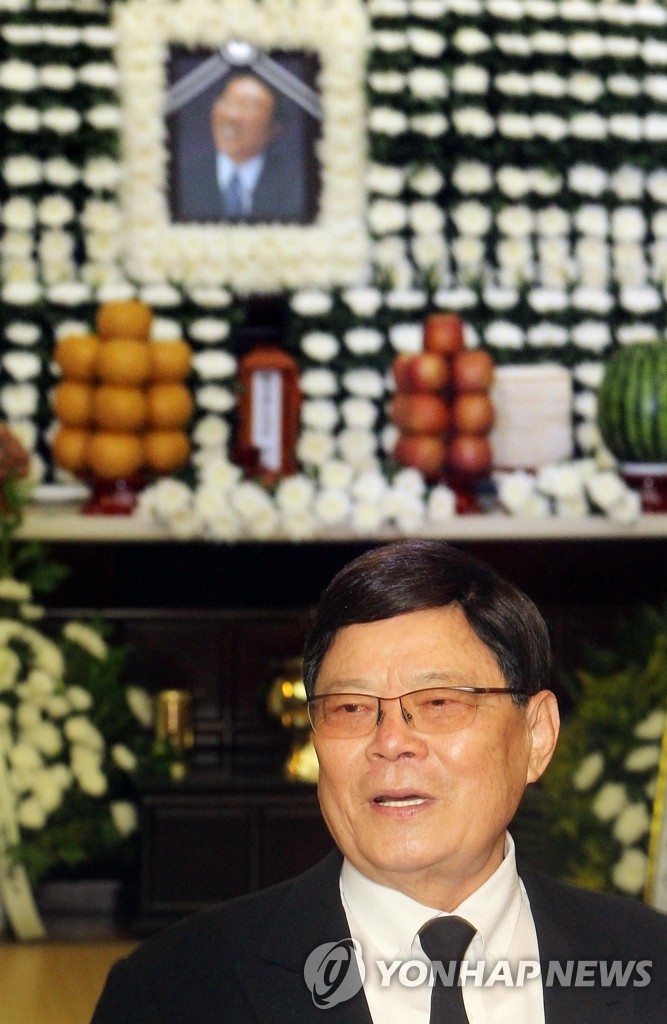 남보원, 평생의 라이벌 故 백남봉씨 조문
