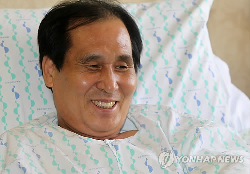 생일 맞이한 석해균 선장의 환한 미소
