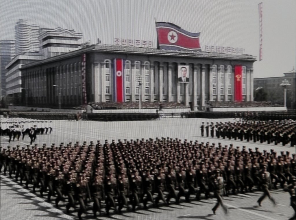 김정은, 첫 공개연설