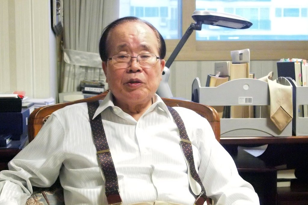 한일회담 설명하는 정일영 전 차관