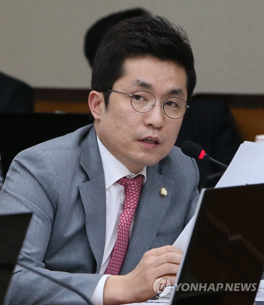 새누리당 김상민 의원(연합뉴스 자료사진)