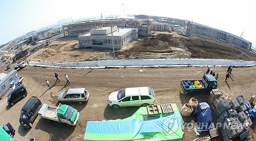 연말 완공 앞둔 해군기지 공사현장