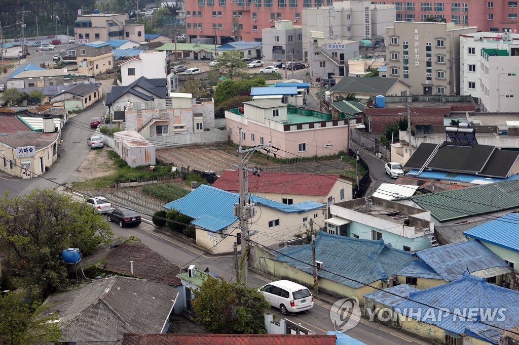 고리원전 앞 길천마을