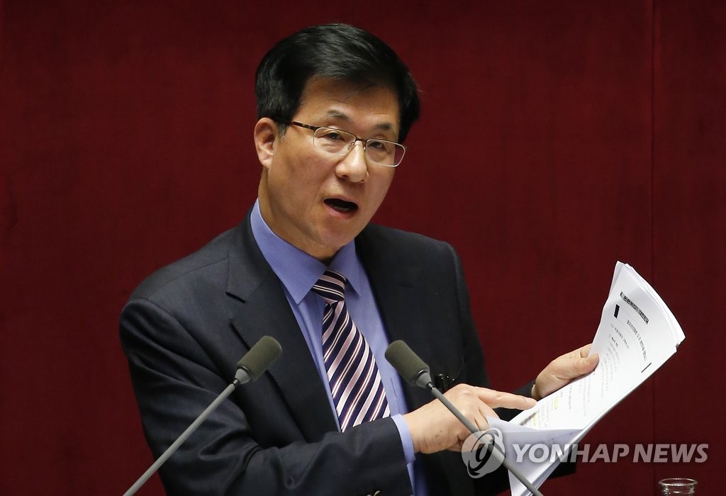필리버스터 비난 여당 비판하는 더민주 신경민 의원