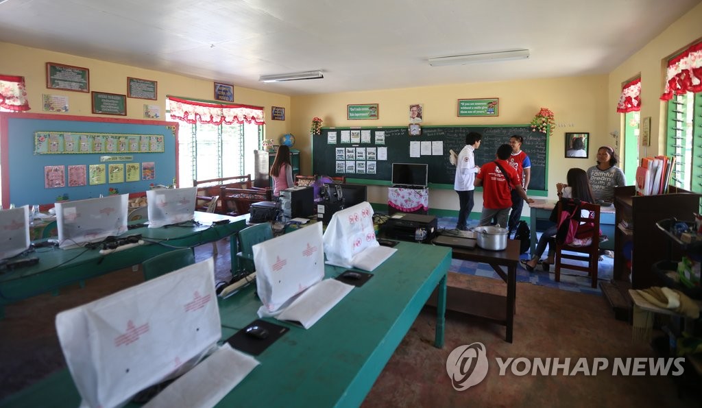 새단장 마친 판탈란섬 토홍초등학교
