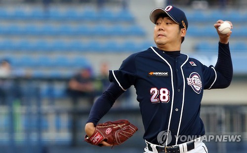 역투하는 두산 선발 장원준
