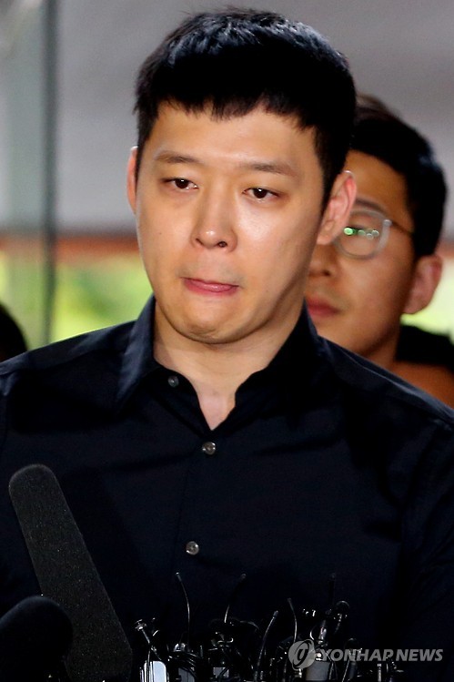"박유천 성폭행" 무고여성 1심 징역 2년…법원 "朴, 치명상"0