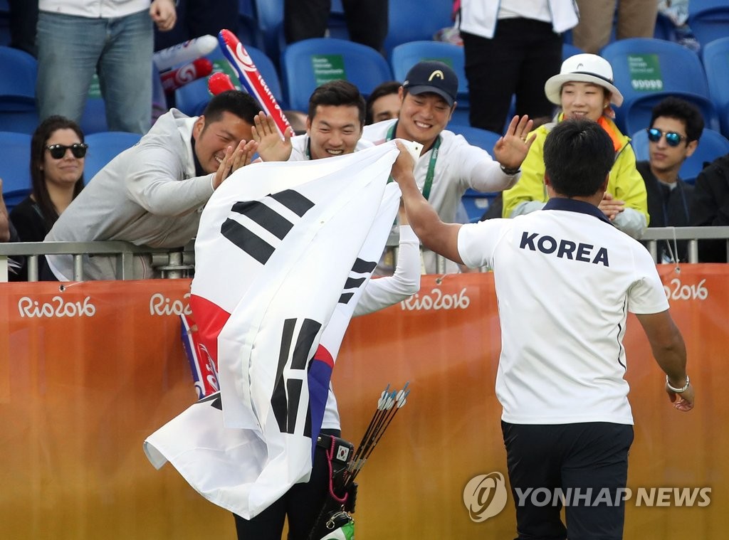 <올림픽> 동료와 기쁨을 나눠요