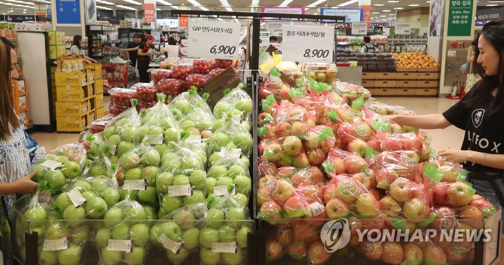 과일 가격 들썩 [연합뉴스 자료사진]
