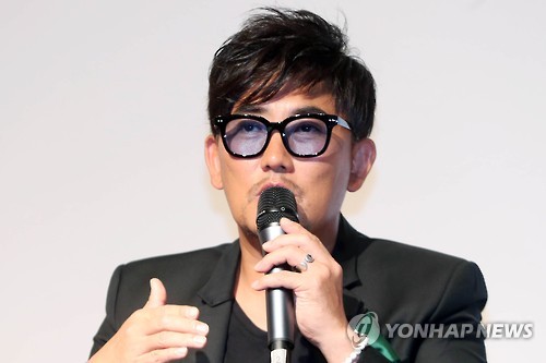 가수 이승철.