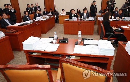 민주당 법사위 빈자리