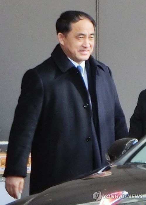중국 도착한 리길성 북한 외무성 부상