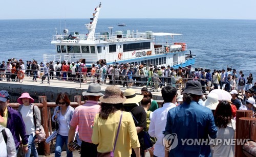 북적이는 선착장