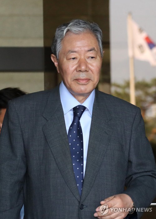 정유라 만나고 나온 이경재 변호사