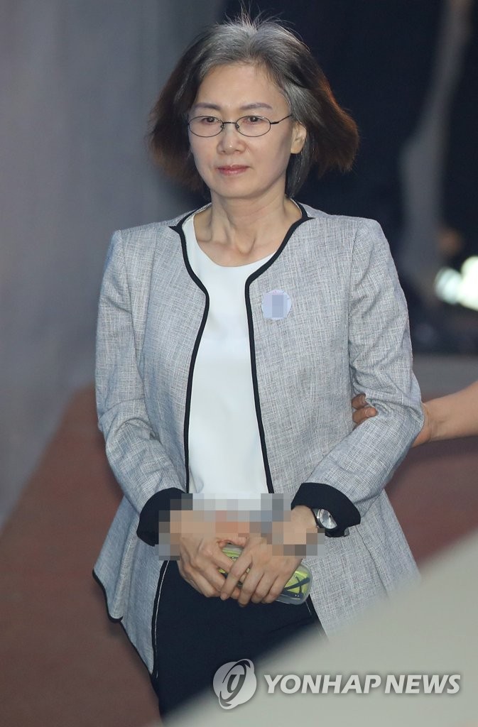 법정 향하는 최경희 전 이대 총장