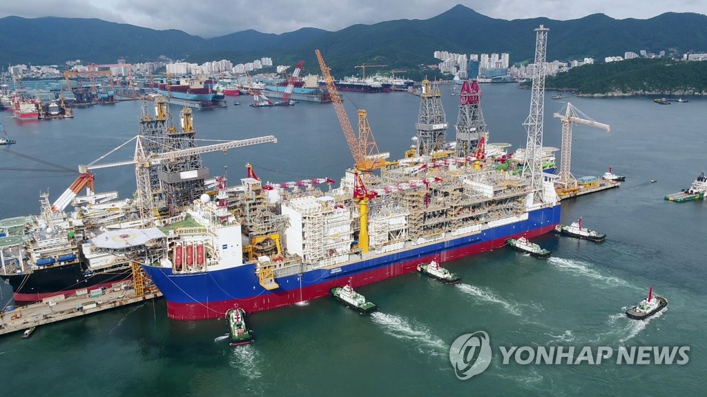 대우조선해양이 건조한 부유식 원유생산설비(FPSO)
