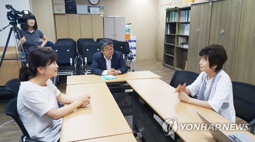 국민마이크 참여한 농아인 노윤애씨