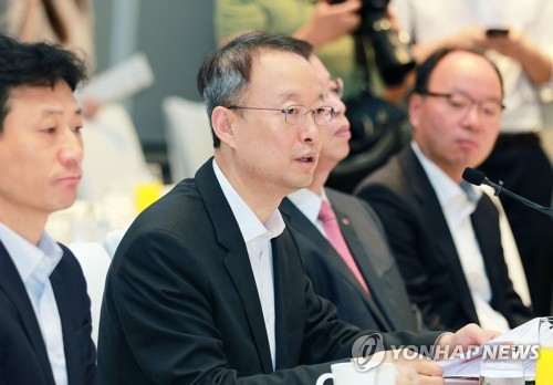 인사말 하는 백운규 장관