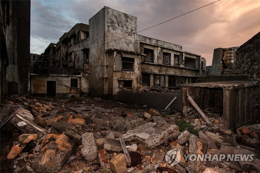 '지옥섬' 군함도 기록사진…목포 김대중기념관서 전시