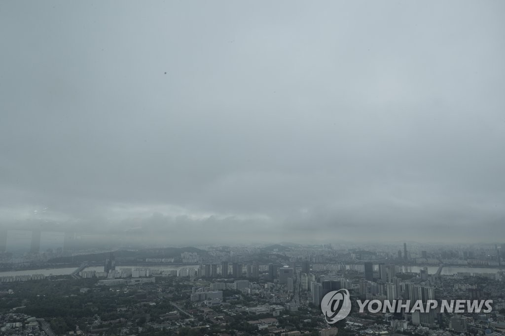 흐린 하늘