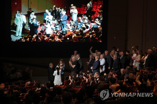 세계마술연맹 회장단 소개