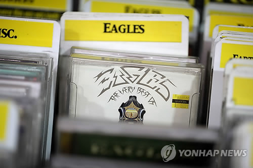 이글스, 마이클 잭슨 능가 '美 최다판매 앨범'에