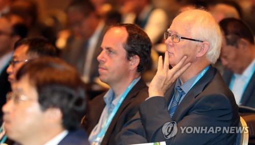 경청하는 지하수 전문가들