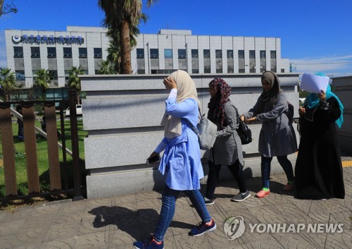 인도적 체류 허가 받은 예멘인들