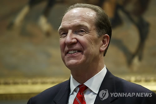 세계은행 총재 후보로 지명된 '트럼프 충성맨' 맬패스